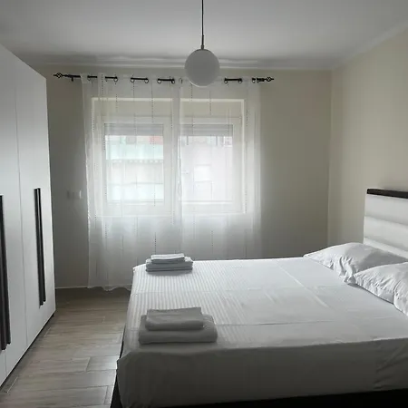 Apartment Elin's Durrës